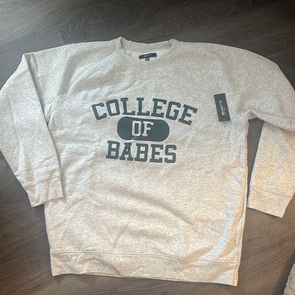 1 LEFT ❗️BRUNETTE THE LABEL COLLEGE IF BABES BIGSIS CREW - Picture 1 of 8